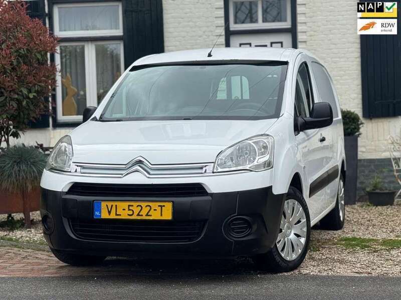 Gebruikt 2015 Citroën Berlingo MPV | € 2.900 (Goede deal) - Afbeelding 1/4