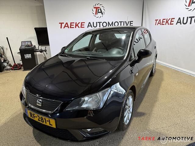 Zwart Gebruikt 2013 Seat Ibiza Ecomotive Hatchback | € 2.450 (Super prijs) - Afbeelding 1/4