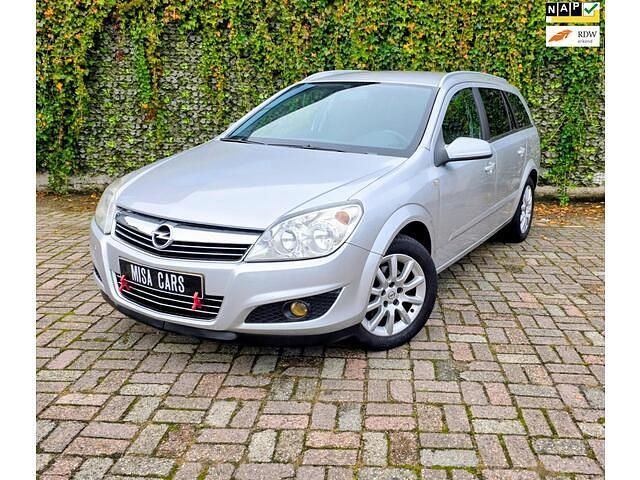 Grijs (metallic) Occasion 2007 Opel Astra Sport Stationwagen | € 2.775 (Eerlijke prijs) - Afbeelding 1/4