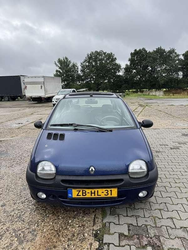 Blauw Gebruikt 1999 Renault Twingo Komfort Hatchback | € 1.100 (Eerlijke prijs) - Afbeelding 1/4