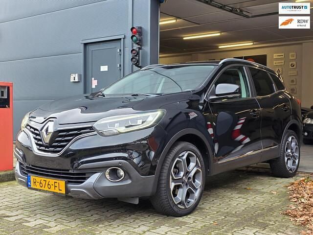Zwart Gebruikt 2018 Renault Kadjar Bose Edition SUV | € 15.940 (Eerlijke prijs) - Afbeelding 1/4