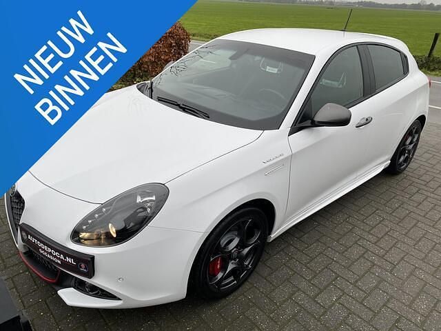 Overige Gebruikt 2018 Alfa Romeo Giulietta Veloce Hatchback | € 25.500 (Iets duurder) - Afbeelding 1/4