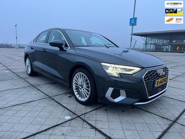Occasion Audi A3 Business 110 PK (80 kW) 2021 Grijs Sedan