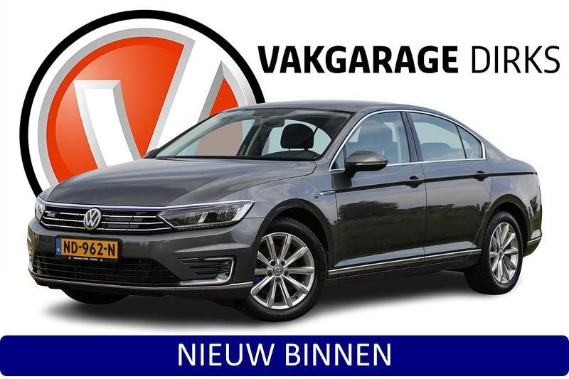 Grijs Gebruikt 2016 VW Passat GTE Sedan | € 19.939 (Super prijs) - Afbeelding 1/3