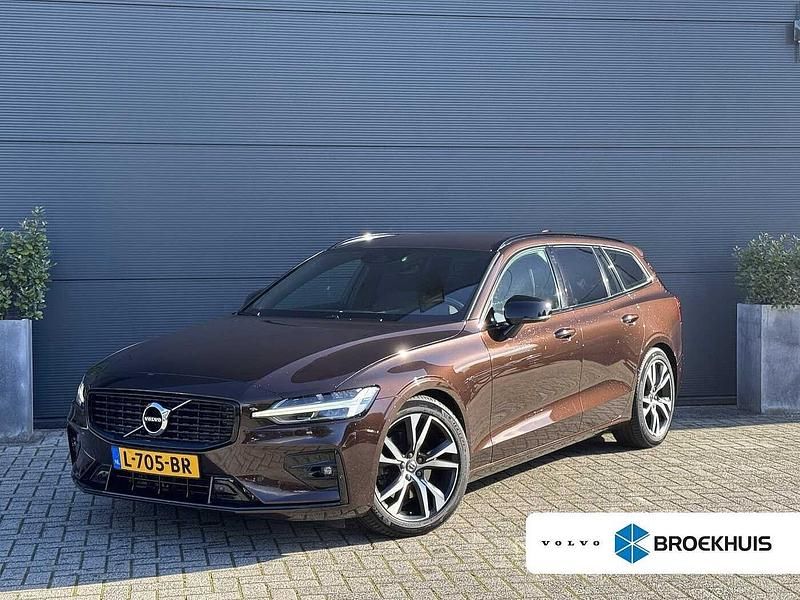 Bruin Gebruikt 2020 Volvo V60 R-Design Stationwagen | € 30.500 (Eerlijke prijs) - Afbeelding 1/4