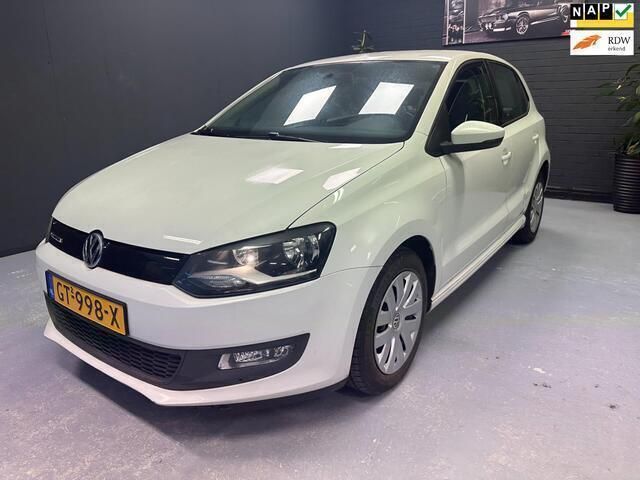 Wit Gebruikt 2015 VW Polo Hatchback | € 4.950 (Eerlijke prijs) - Afbeelding 1/4