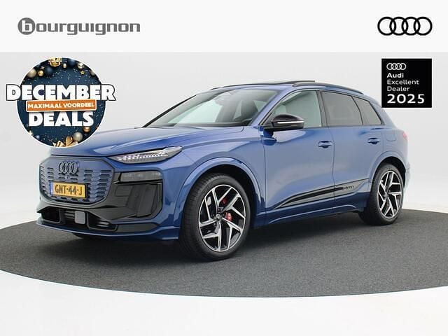 Blauw Gebruikt 2024 Audi SQ6 e-tron Comfort SUV | € 79.850 (Eerlijke prijs) - Afbeelding 1/4
