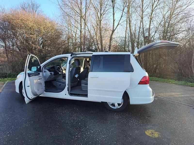 Occasion VW Routan SEL 257 PK (189 kW) 2008 Wit MPV