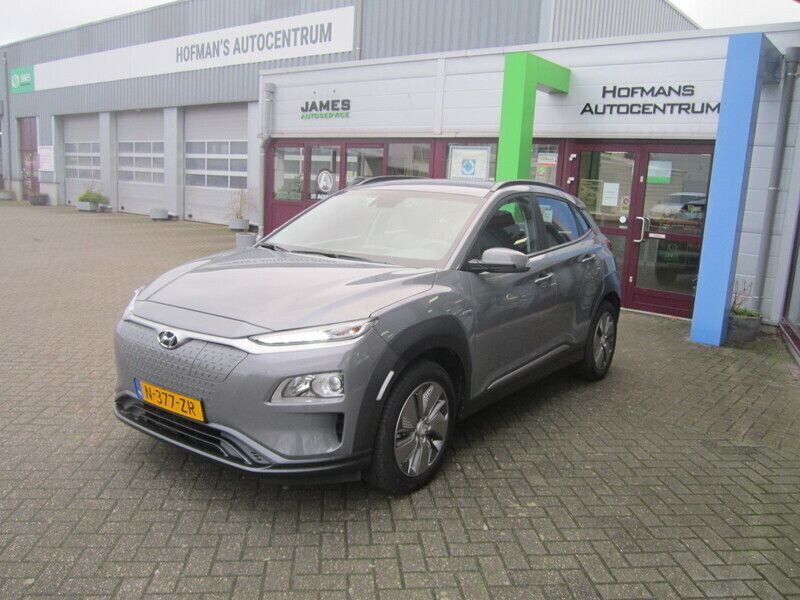 Grijs Gebruikt 2020 Hyundai Kona Comfort SUV | € 17.450 (Eerlijke prijs) - Afbeelding 1/4