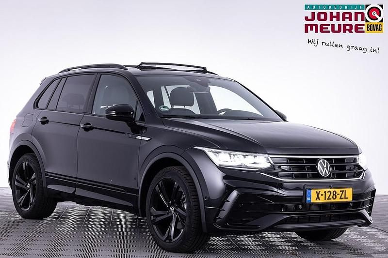 Zwart Gebruikt 2024 VW Tiguan Business SUV | € 44.790 (Goede deal) - Afbeelding 1/4