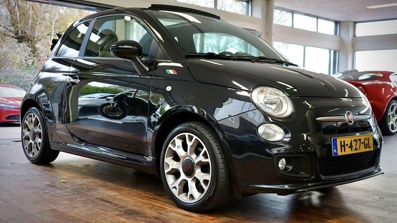 Zwart Gebruikt 2015 Fiat 500C Cabriolet | € 7.250 (Eerlijke prijs) - Afbeelding 1/4