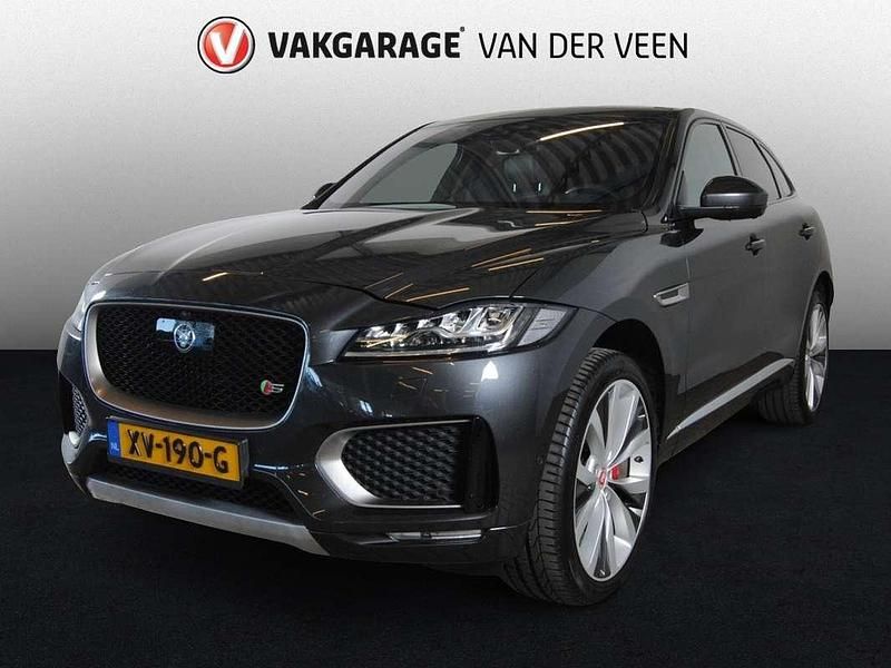 Grijs Gebruikt 2016 Jaguar F-Pace SUV | € 19.945 (Duur) - Afbeelding 1/3