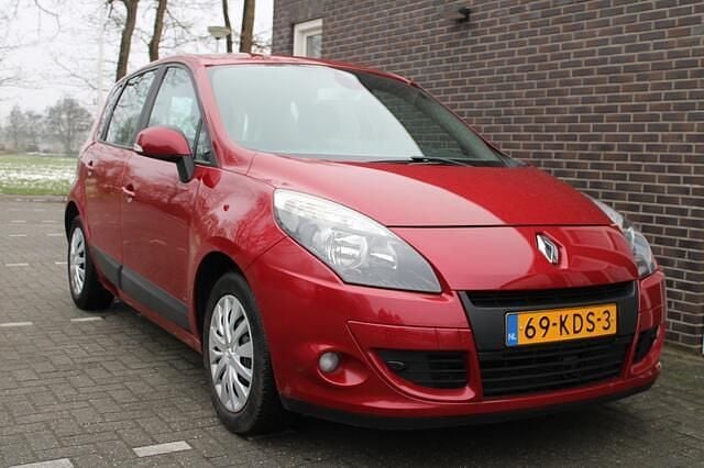 Occasion Renault Scénic III 140 PK (102 kW) 2009 Rood (metallic) MPV