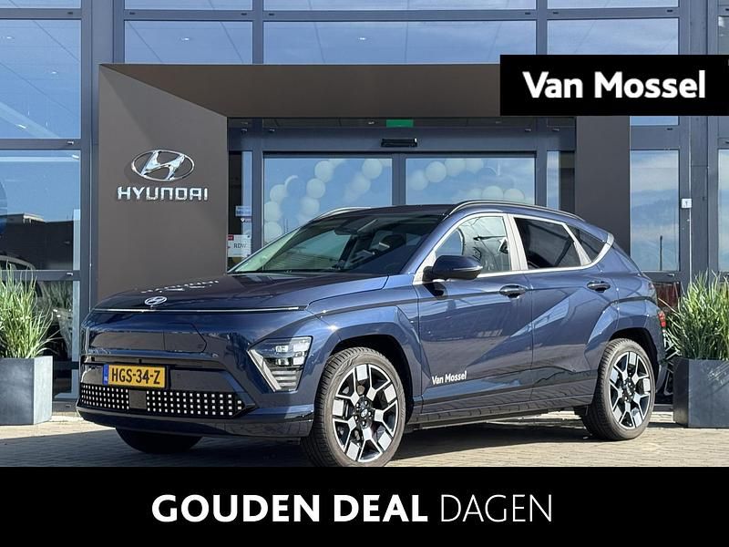 Sailing blue pearl Gebruikt 2025 Hyundai Kona Comfort SUV | € 37.940 (Super prijs) - Afbeelding 1/3