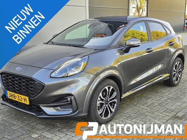 Grijs Gebruikt 2024 Ford Puma Gen-E ST-Line SUV | € 24.900 (Eerlijke prijs) - Afbeelding 1/3