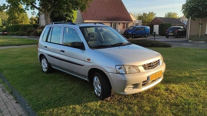 Gebruikt 2001 Mazda Demio Comfort Hatchback | € 1.099 (Eerlijke prijs) - Afbeelding 1/4