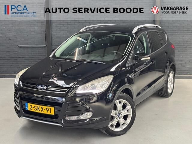 Zwart Gebruikt 2013 Ford Kuga Titanium SUV | € 11.425 (Eerlijke prijs) - Afbeelding 1/4