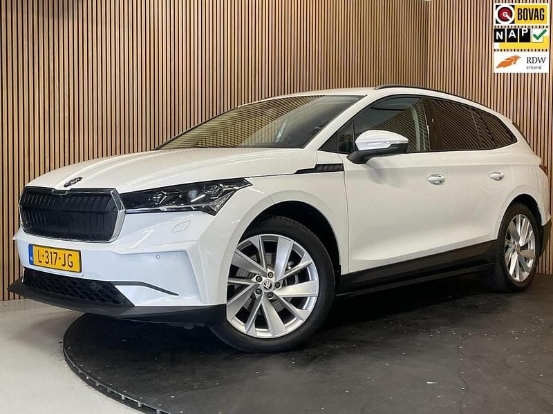 Wit Gebruikt 2021 Skoda Enyaq iV First Edition SUV | € 20.850 (Eerlijke prijs) - Afbeelding 1/2