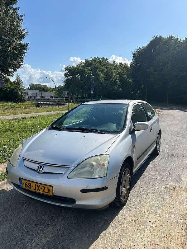 Grijs Gebruikt 2002 Honda Civic LS Hatchback | € 1.199 (Iets duurder) - Afbeelding 1/4