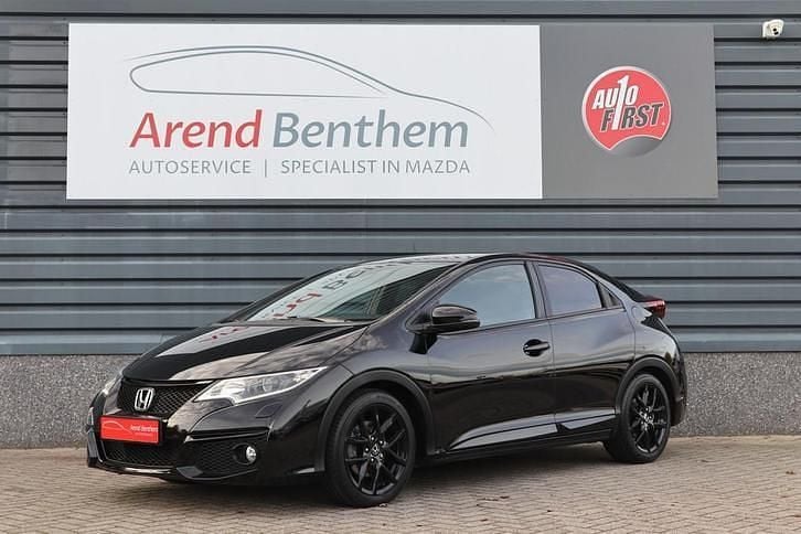 Zwart Gebruikt 2015 Honda Civic Elegance Hatchback | € 12.640 (Eerlijke prijs) - Afbeelding 1/4