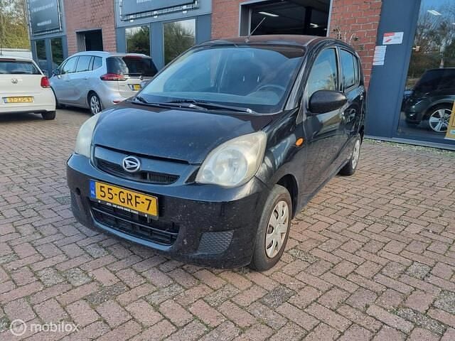 Occasion Daihatsu Cuore 69 PK (50 kW) 2008 Zwart Hatchback