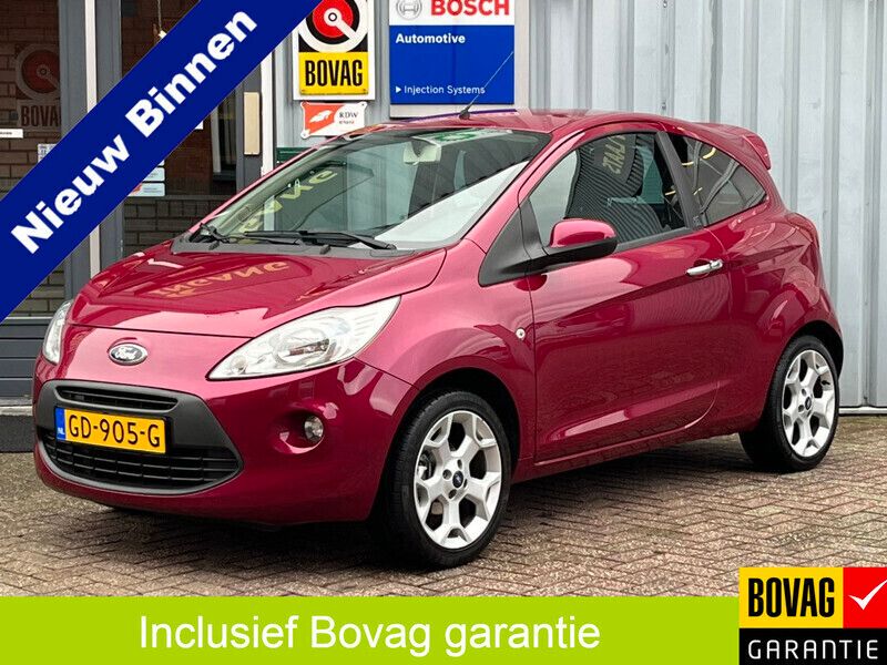 Rood Gebruikt 2015 Ford Ka Titanium X Hatchback | € 7.950 (Duur) - Afbeelding 1/4