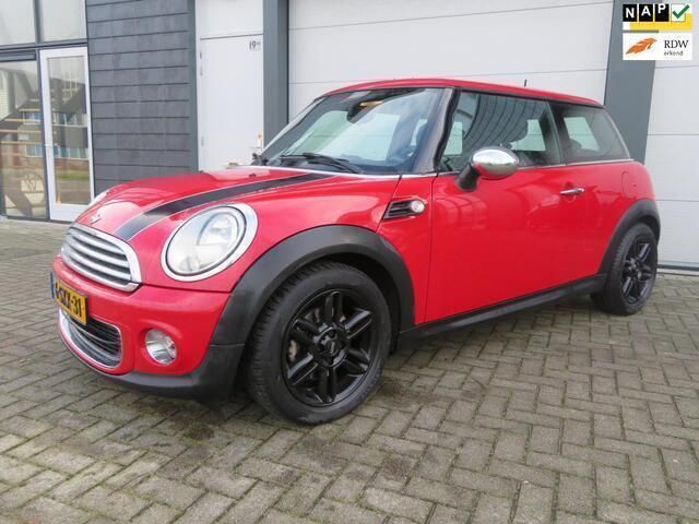 Rood Gebruikt 2013 Mini ONE Hatchback | € 6.450 (Eerlijke prijs) - Afbeelding 1/4