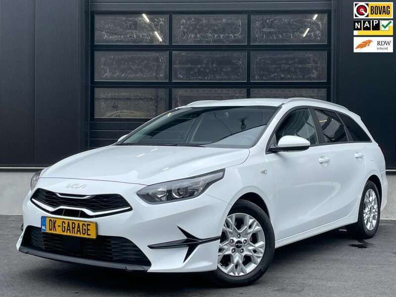 Wit Gebruikt 2022 Kia Ceed Sportswagon Stationwagen | € 18.845 (Eerlijke prijs) - Afbeelding 1/1