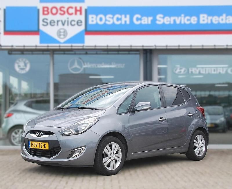 Grijs Gebruikt 2013 Hyundai ix20 Hatchback | € 8.950 (Eerlijke prijs) - Afbeelding 1/4