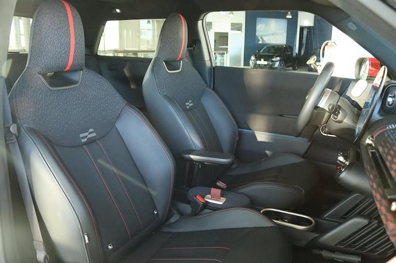 Occasion Mini Cooper 2024 Grijs Hatchback