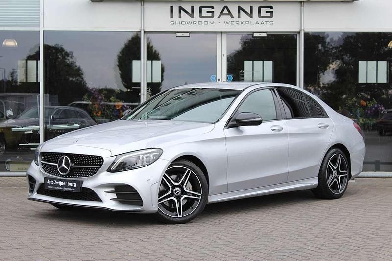 Grijs Gebruikt 2019 Mercedes C200 Business Sedan | € 26.500 (Eerlijke prijs) - Afbeelding 1/4