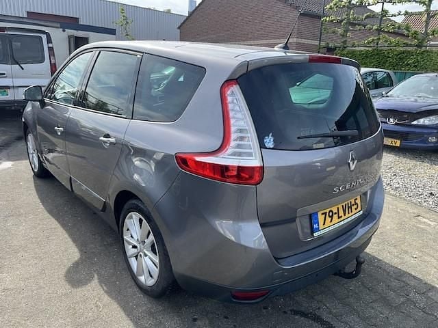Occasion Renault Grand Scénic III 140 PK (102 kW) 2010 Grijs MPV