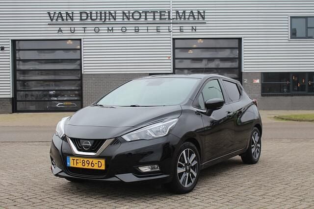 Occasion Nissan Micra N-Connecta 90 PK (66 kW) 2018 Zwart Hatchback