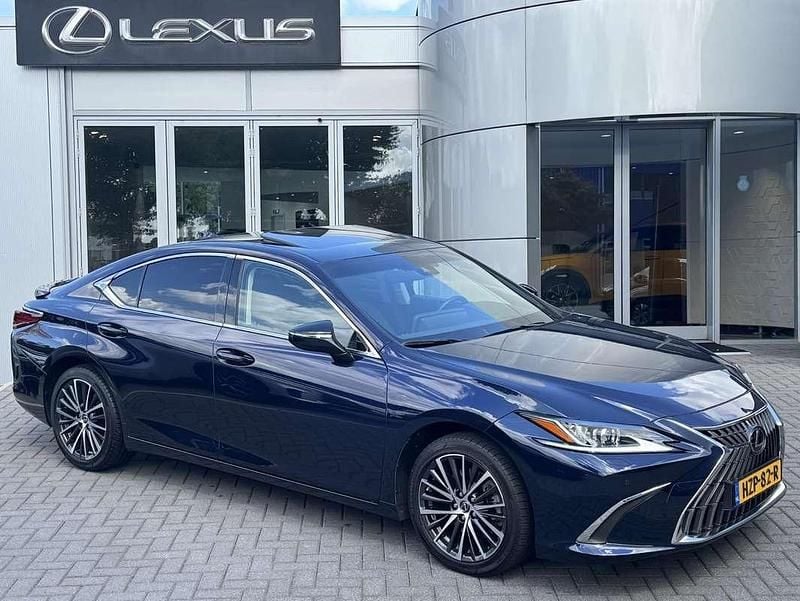 Occasion Lexus ES300 Business Edition 218 PK (160 kW) 2024 Blauw Sedan