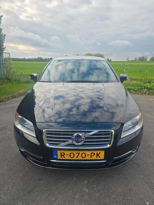 Gebruikt 2011 Volvo S80 Sedan | € 19.950 - Afbeelding 1/4