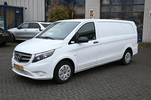 Wit Gebruikt 2018 Mercedes Vito Van | € 9.950 (Eerlijke prijs) - Afbeelding 1/4