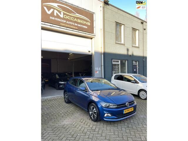 Blauw Occasion 2020 VW Polo Highline Hatchback | € 18.950 (Iets duurder) - Afbeelding 1/4