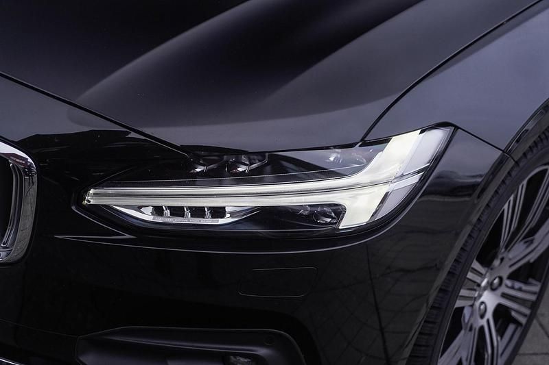 Occasion Volvo V90 Ultimate 250 PK (183 kW) 2023 Zwart Stationwagen