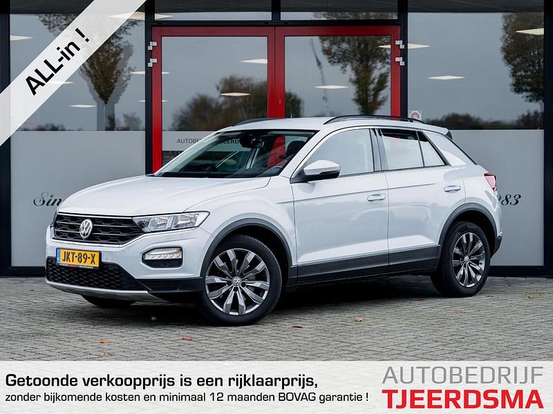 Wit Gebruikt 2018 VW T-Roc United SUV | € 21.950 (Eerlijke prijs) - Afbeelding 1/4