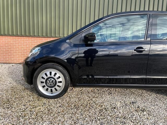 Occasion VW up! Highline 60 PK (44 kW) 2019 Zwart Hatchback