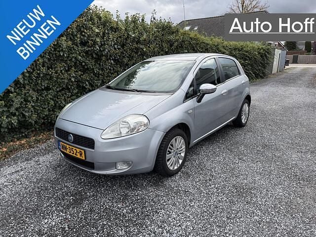 Grijs Gebruikt 2006 Fiat Grande Punto Active Hatchback | € 1.445 (Eerlijke prijs) - Afbeelding 1/4