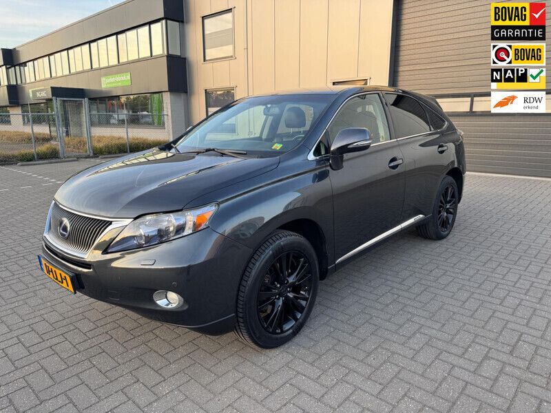 Grijs, metallic lak Gebruikt 2010 Lexus RX450h SUV | € 12.999 (Eerlijke prijs) - Afbeelding 1/4