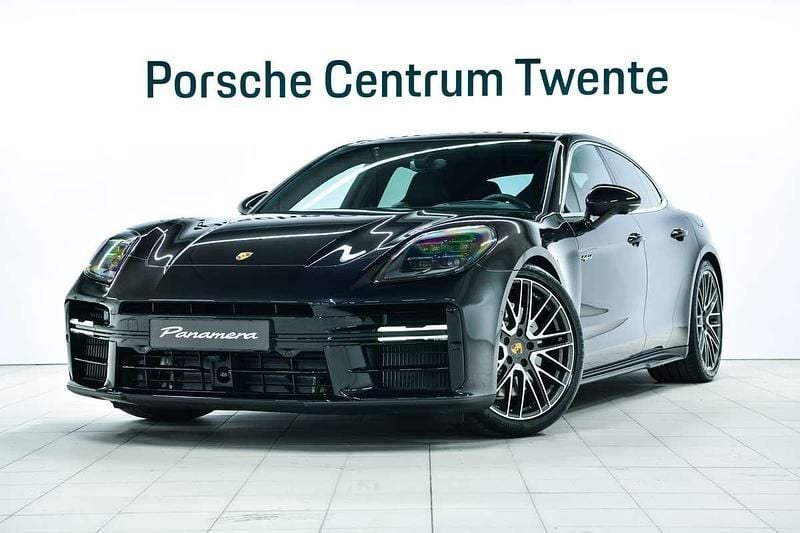 Zwart Gebruikt 2025 Porsche Panamera 4 Sedan | € 149.900 - Afbeelding 1/4