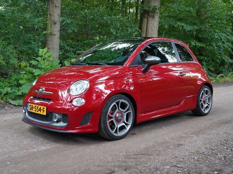 Rood, metallic lak Gebruikt 2015 Fiat 500 Abarth Hatchback | € 14.999 (Duur) - Afbeelding 1/4