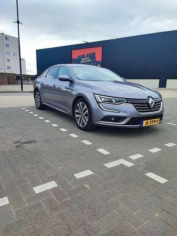 Grijs Occasion 2016 Renault Talisman Intens Sedan | € 9.500 (Eerlijke prijs) - Afbeelding 1/4