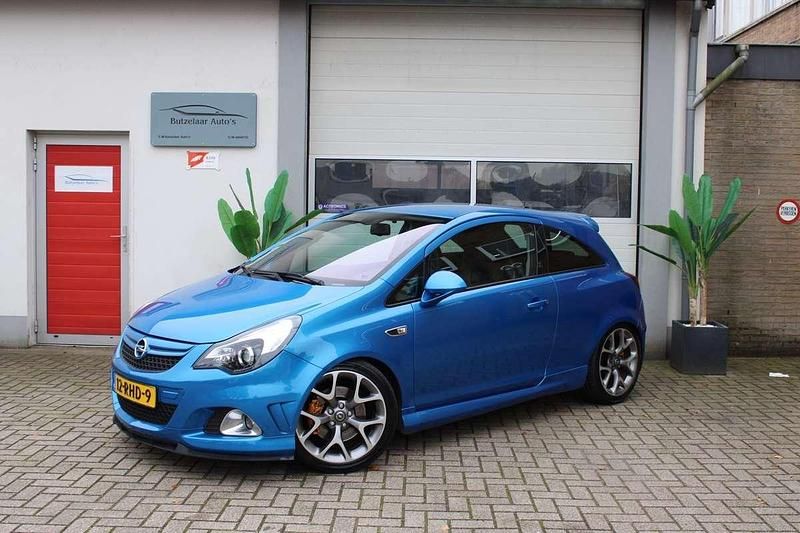 Blauw Gebruikt 2011 Opel Corsa OPC MPV | € 7.499 (Iets duurder) - Afbeelding 1/4