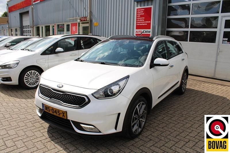 Wit Gebruikt 2017 Kia Niro First Edition SUV | € 15.900 (Eerlijke prijs) - Afbeelding 1/4