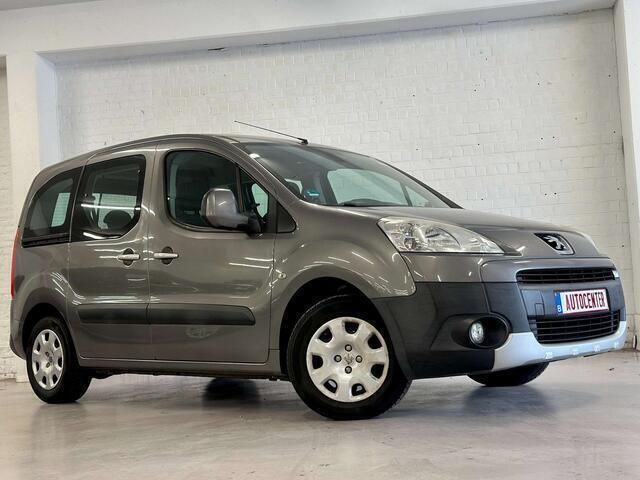 Grijs Gebruikt 2011 Peugeot Partner Tepee MPV | € 6.700 - Afbeelding 1/4