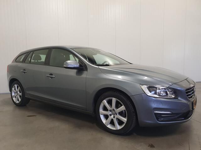 Occasion Volvo V60 191 PK (140 kW) 2017 Grijs Stationwagen