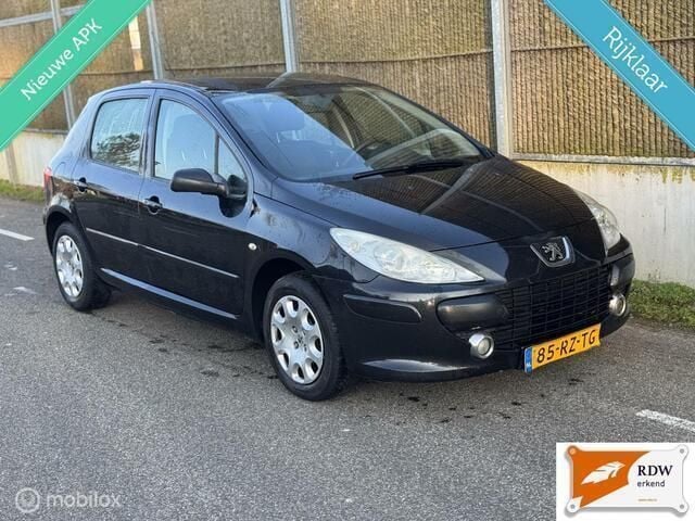Zwart Gebruikt 2005 Peugeot 307 Hatchback | € 1.999 (Eerlijke prijs) - Afbeelding 1/4